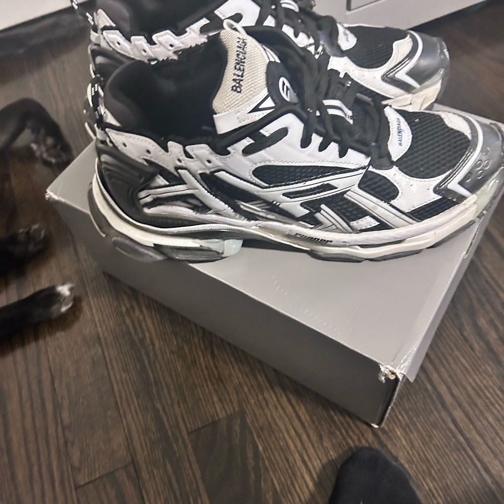 Balenciaga Monochrome Athletic Sneakers - Picture 6 of 8